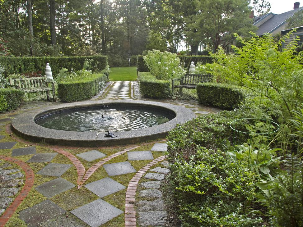 garden with fountain